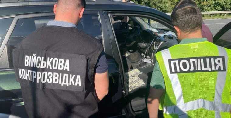 На Тернопільщині на хабарі впіймали брата депутата облради