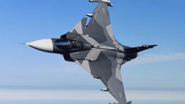 Швеція розгляне можливість надання Україні винищувачів Gripen