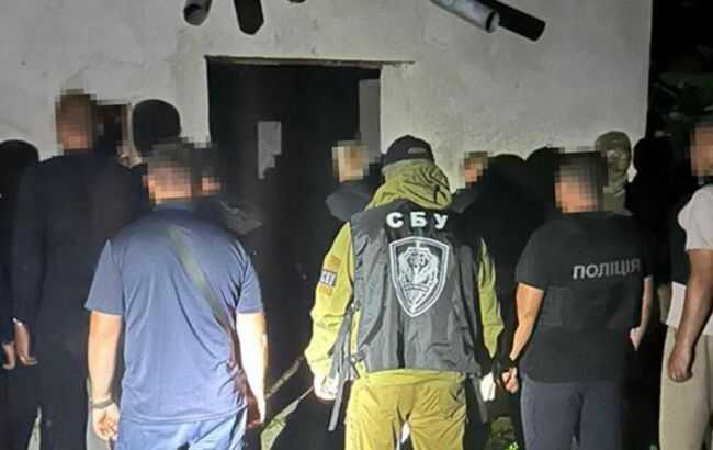 СБУ викрила нові схеми виїзду за кордон для ухилянтів