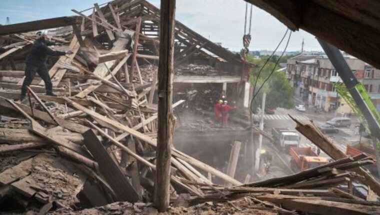 У Харкові збільшилася кількість постраждалих через вчорашній обстріл