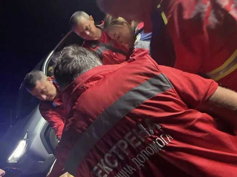 На Полтавщині авто ЗСУ протаранило блокпост, є постраждалі