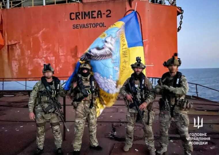 Удари ЗСУ по рашистах в окупованому Криму та біля нього стають дедалі потужнішими