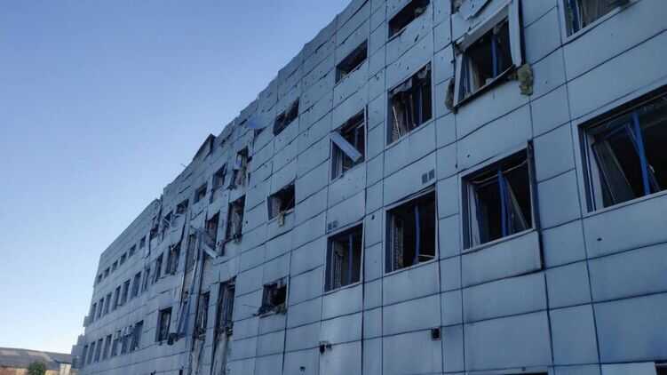 Окупанти поцілили у виробничу зону Холодногірського района Харкова