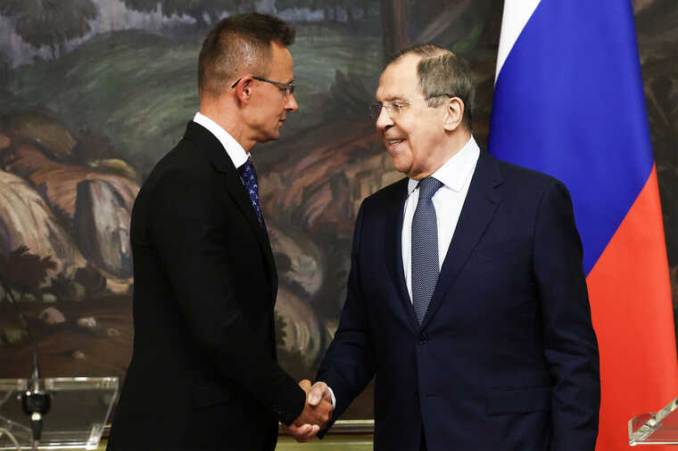 Сіярто сказав, що Лавров хоче мирних переговорів, і дав пораду західним колегам