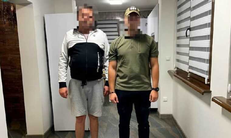 На Прикарпатті начальника районного військкомату затримано на хабарі