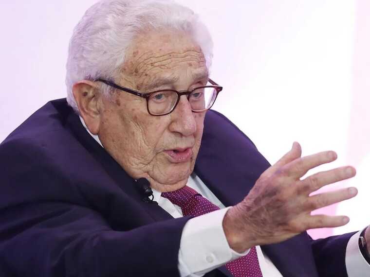 Зеленський зустрівся з Кіссінджером: той різко змінив думку про Україну