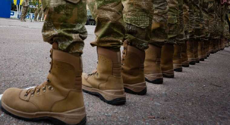 Кого в Україні можуть повернути на військовий облік і мобілізувати