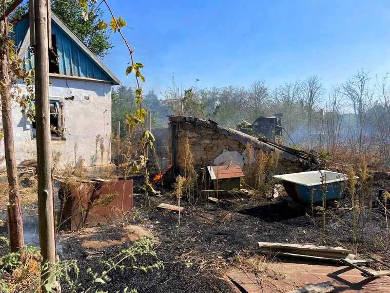 Окупанти із артилерії обстріляли одне із сіл Херсонщини: загинув місцевий житель