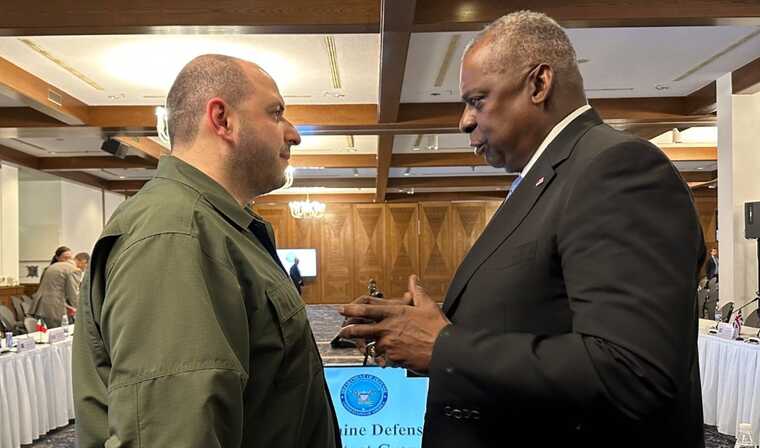 Умеров пообщался с Остином: Американская поддержка Украины будет продолжаться