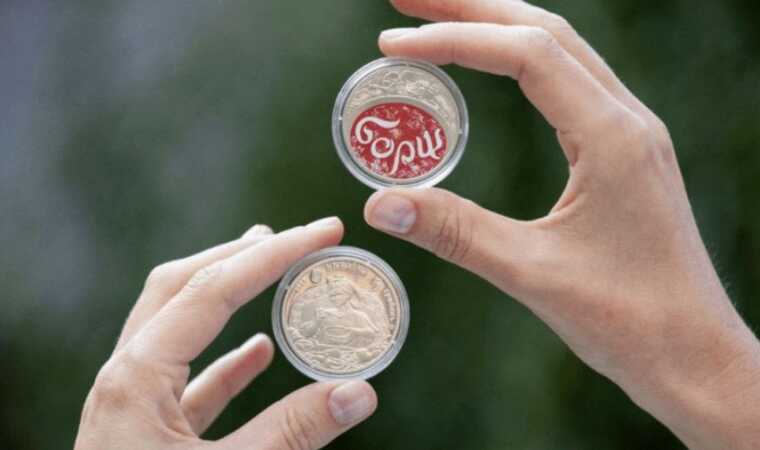 Нацбанк ввів в обіг пам’ятні монети "Український борщ"