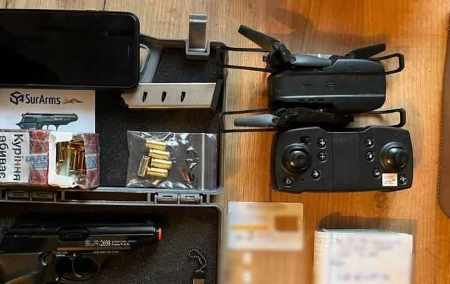 В Україні викрили шахраїв: обіцяли авто військовим, а після отримання грошей зникали