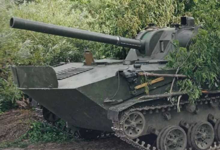 Украинские бойцы тремя снайперскими сбросами уничтожили российскую САУ 2С9 "Нона-С"