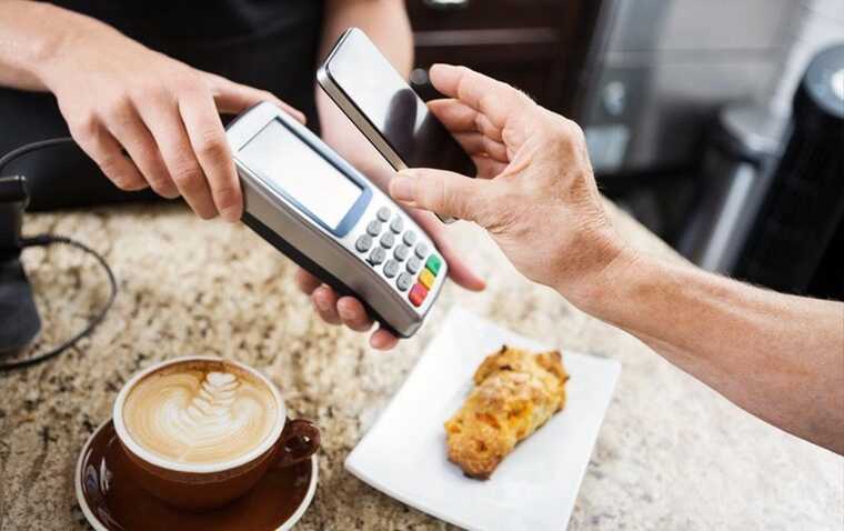 У "ПриватБанку" масштабний технічний збій у роботі терміналів, не можна розрахуватися карткою