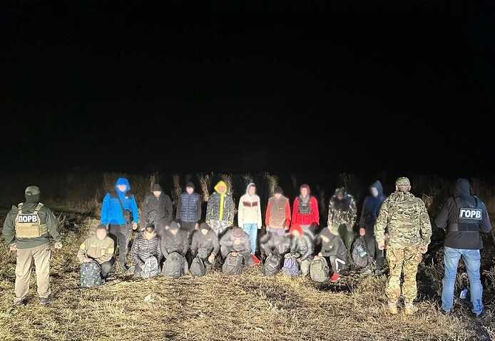 На Одещині затримали 17 чоловіків, які хотіли незаконно перетнути кордон — ДПСУ