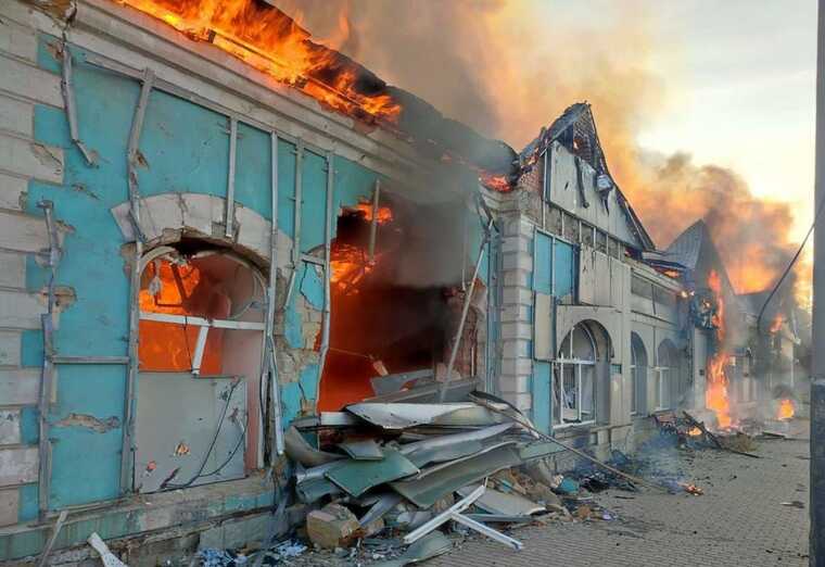 В МВД показали кадры последствий обстрела Авдеевки Донецкой области