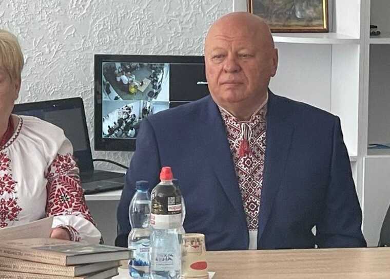 Душогуб у вишиванці?