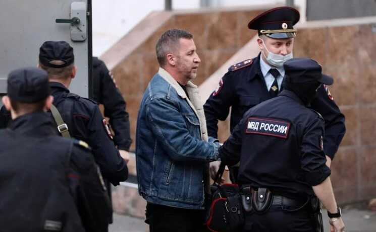 У РФ заарештували трьох адвокатів Навального