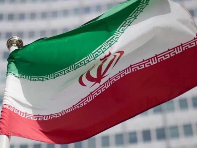 "Усі варіанти відкриті": Іран пригрозив Ізраїлю "превентивними" діями опору у найближчі години