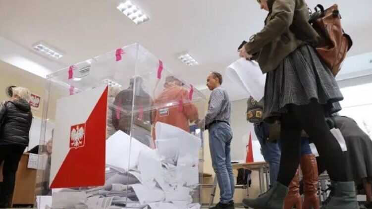 У Польщі на виборах перемогла опозиційна коаліція