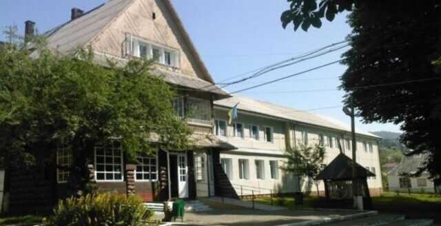 Розбудову лікарні у Верховині з «гірською заточкою» замовили місцевим за 471 мільйон