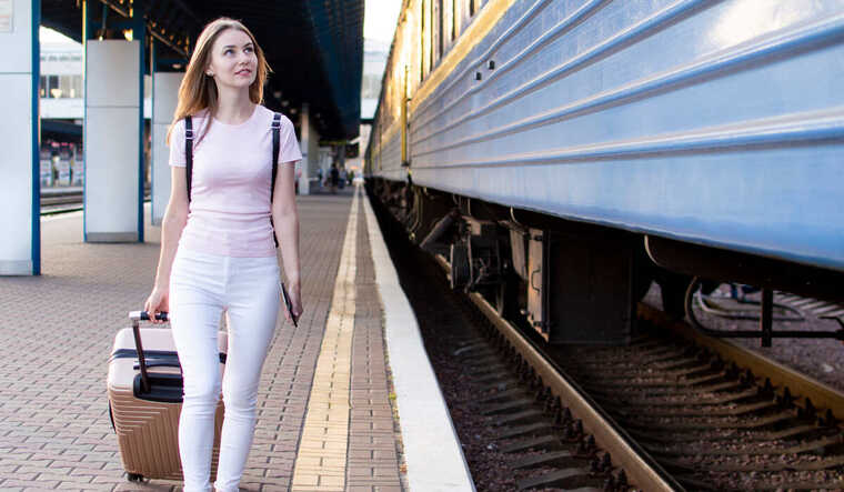 Еще в 4 пассажирских поездах появятся женские купе