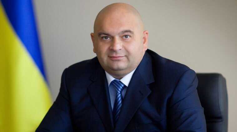 Журналіст показав, який вигляд має яхта Миколи Злочевського, ексміністра що втік з України