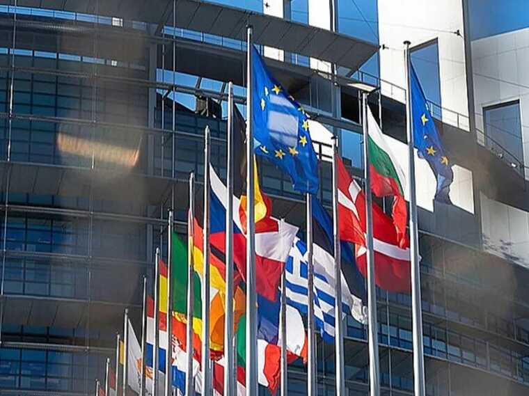 В Европарламенте предлагают передать Украине конфискованную в Ливии бронетехнику