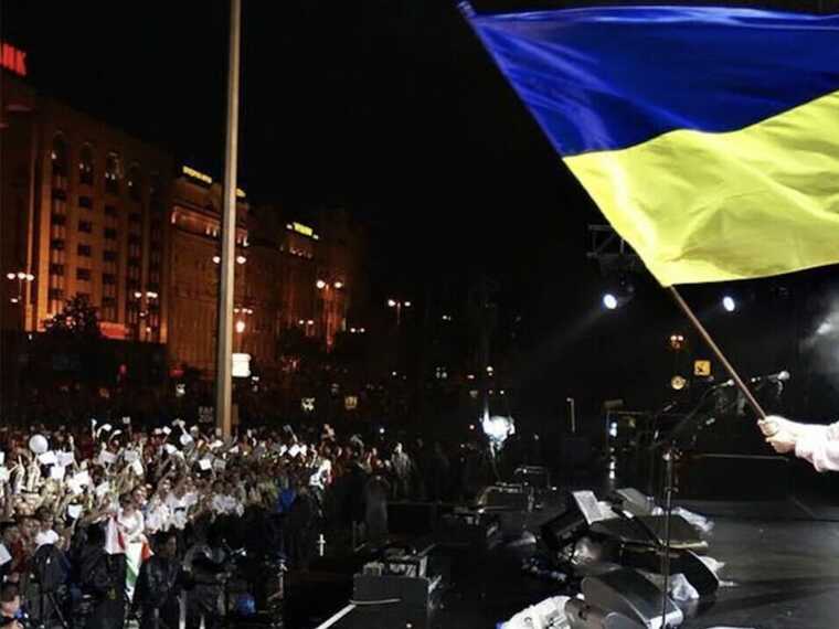 Воїн ЗСУ озвучив думку побратимів про артистів-чоловіків, які втекли за кордон від війни