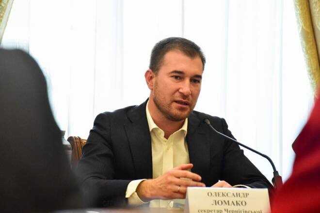 ДБР прийшло з обшуком до в.о. мера Чернігова Ломака