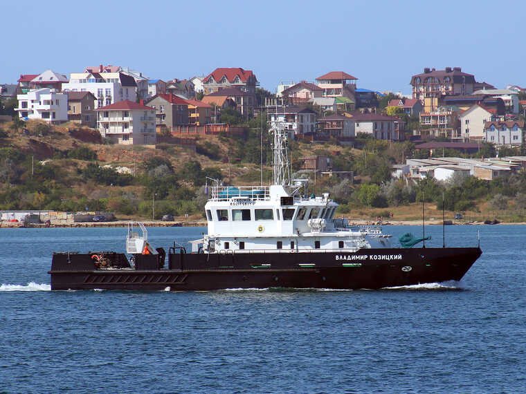 У Севастополі підірвався протимінний корабель РФ