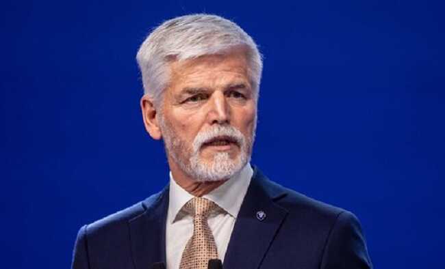 Якщо Україна впаде, то впадемо ми всі, - президент Чехії Павел