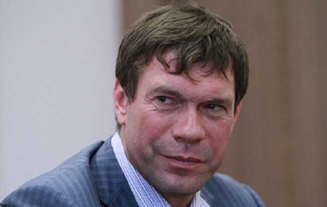 Василь Рибніков: Чи не дотягнулася до Царьова довга лопата Миколи Азарова?