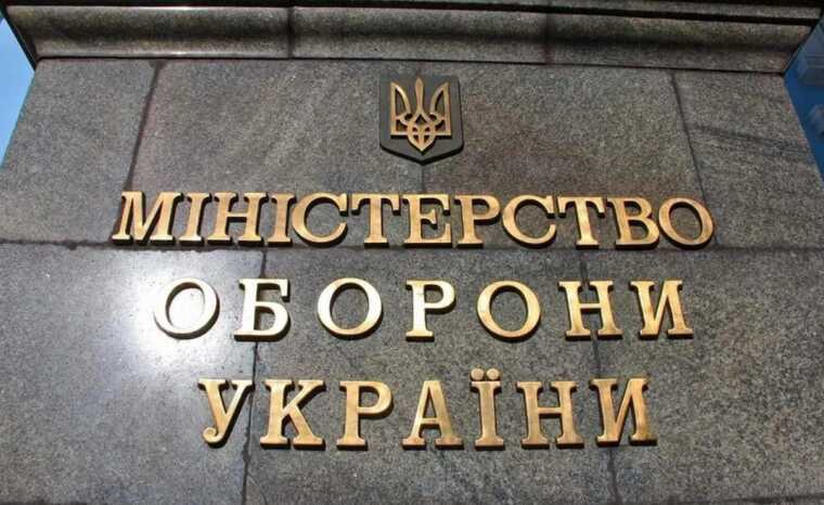 Заробили навіть на собаках: що знайшла Рахункова палата у закупівлі харчів Міноборони