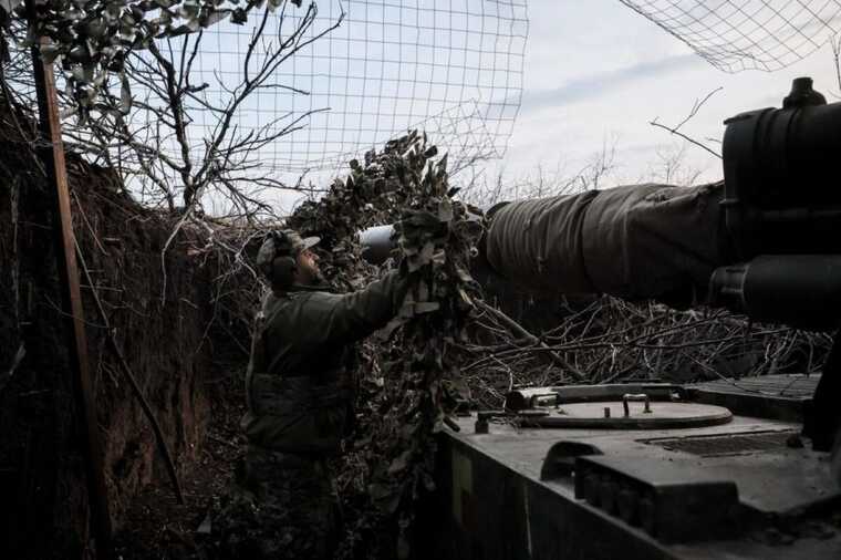 ВСУ показали, как работают украинские артиллеристы на фронте