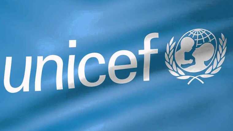 ЮНИСЕФ передал медучреждениям Херсона модульные котельные