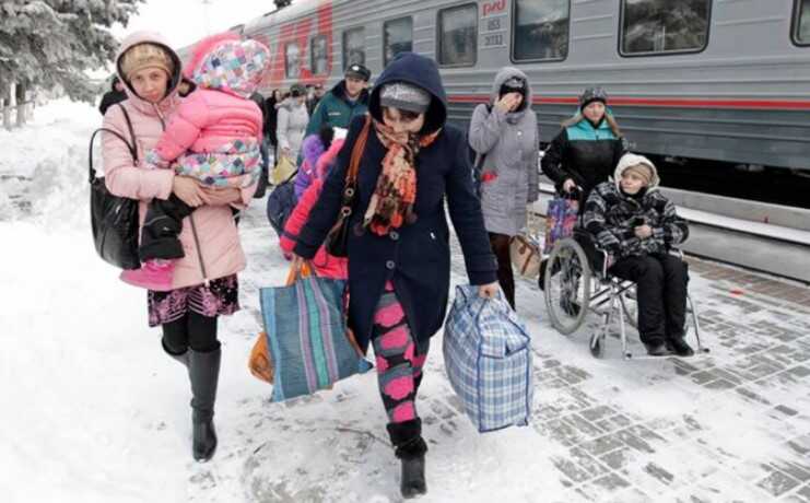 Майже 40% українських біженців в Європі хоча б раз поверталися додому