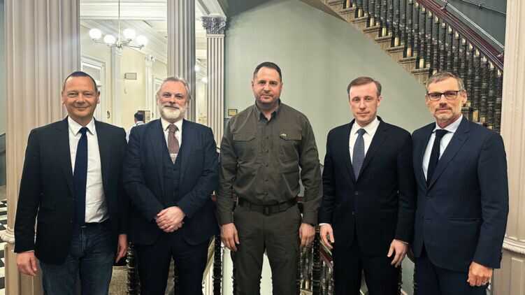 Єрмак: Російські війська в Україні з початку вторгнення збільшилися втричі