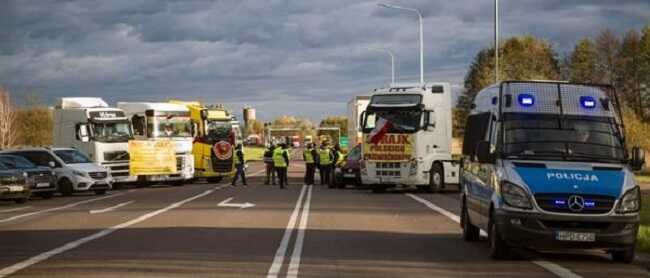 Чому протестують польські перевізники на кордоні з Україною