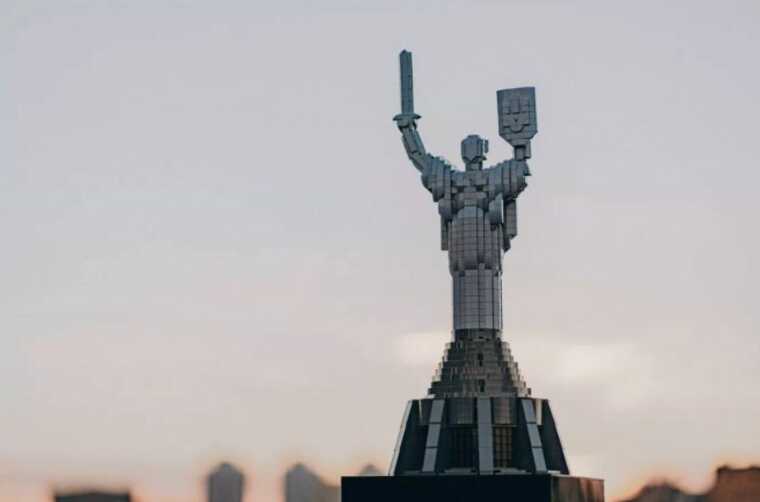 Lego випустила нові конструктори з українськими памʼятками