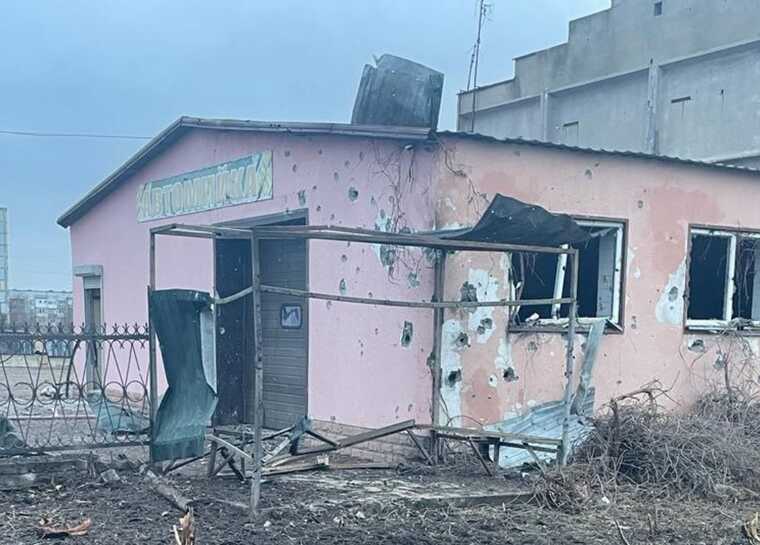 Окупанти обстріляли Донеччину: пошкоджено промислову будівлю та будинки