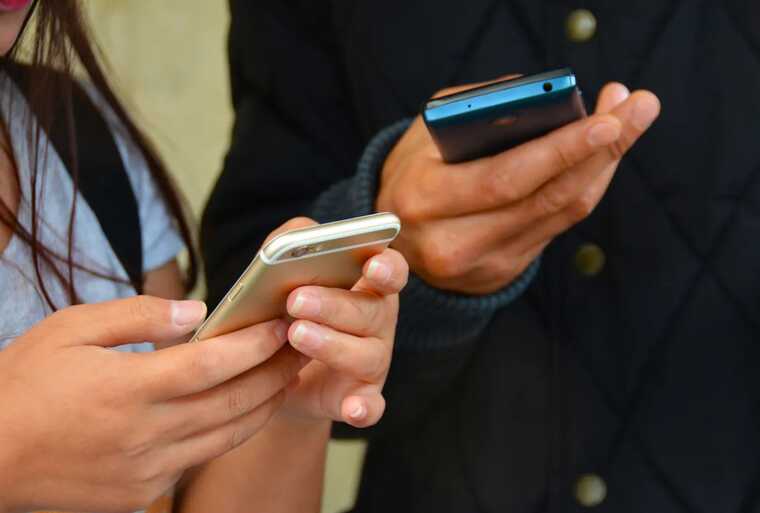 Массовые обстрелы или массовые манипуляции?: украинцы начали получать сообщения с предупреждением