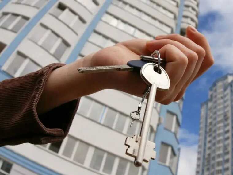 В Киеве сообщили о подозрении мошеннице: выдавала себя за умершую владелицу квартиры