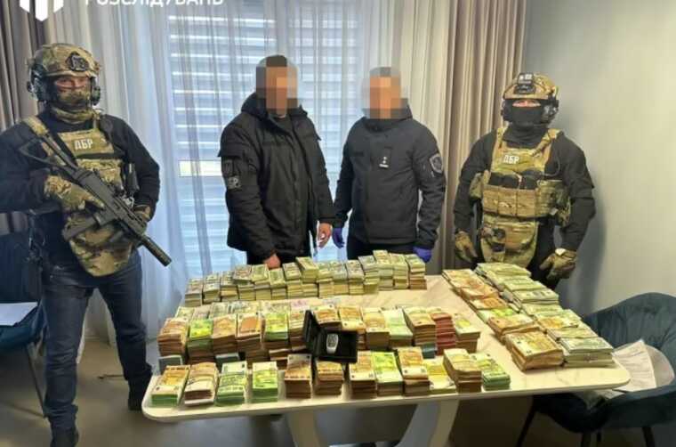 Депутат Рівненської облради незаконно збагатився на мільйони доларів, – ДБР