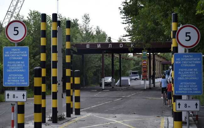 На Закарпатье супруги пытались вывезти драгоценностей на 15 миллионов гривен