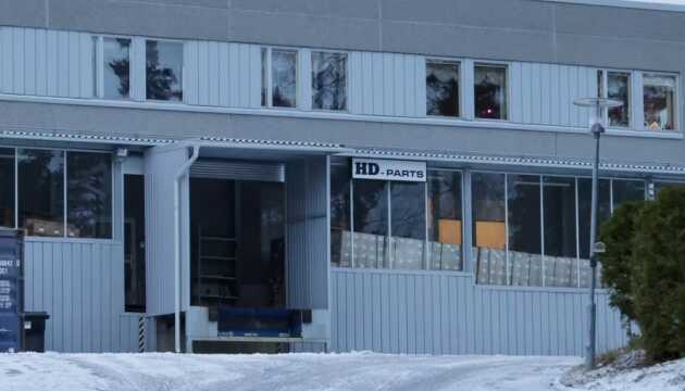 Фінська компанія експортувала в РФ запчастини для вантажівок