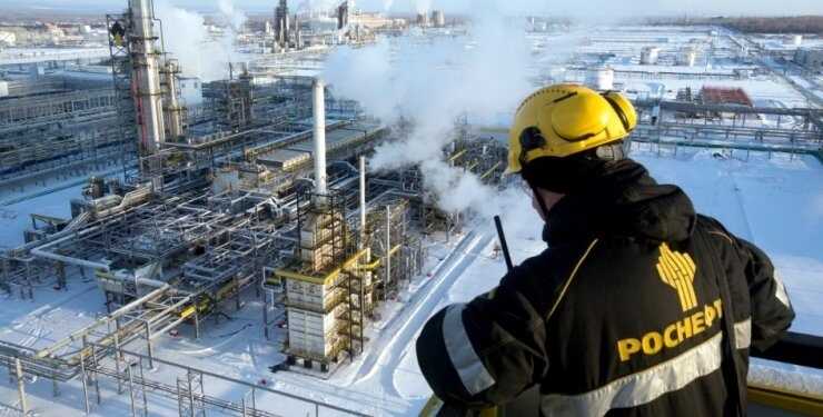 "Це безглуздо": РФ більше не може продавати нафту в Індію, — Reuters