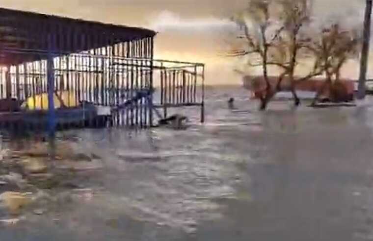 Єйськ, де живуть льотчики, що бомбили Маріуполь, затопила повінь