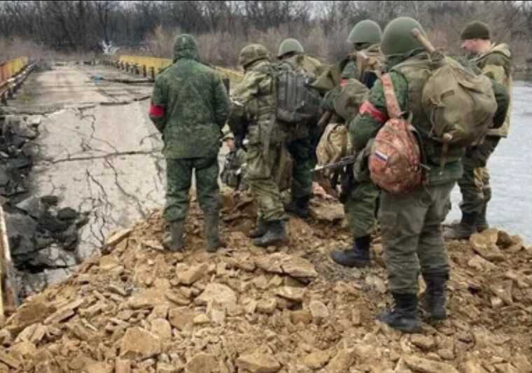"У відпустку добирайтесь як хочете": "мобіки"-окупанти нарікають на байдужість командирів в армії РФ