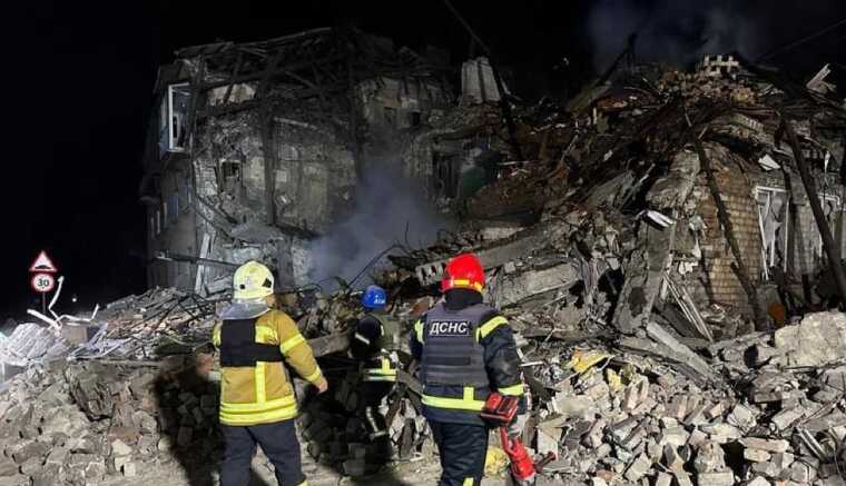 Окупанти вночі ракетами вдарили по Донецькій області: серед поранених діти