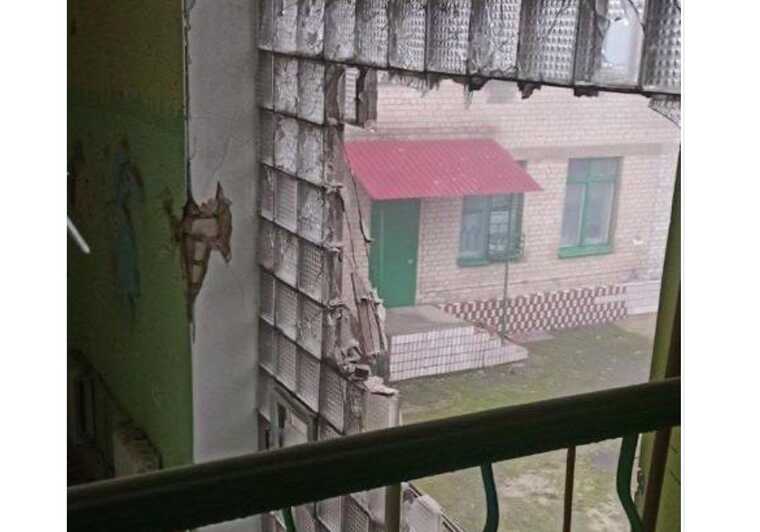 Окупанти вночі обстріляли лікарню у Херсоні